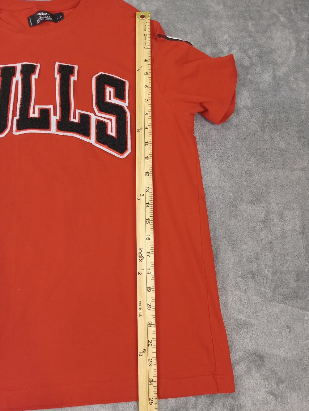 PRO STANDARD Men's Chicago Bulls Red Graphic Tee Size XL - Picture 9 of 13